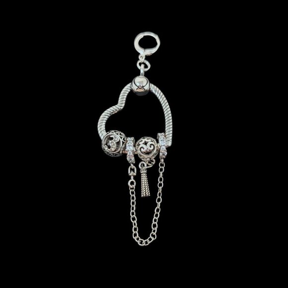 Celeste - Picture 3 of 3